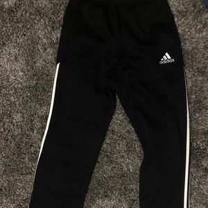 Men’s adidas joggers!